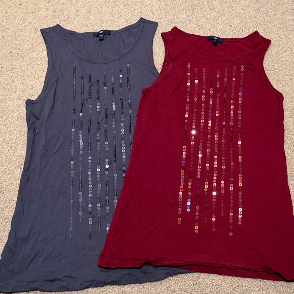 2 Gap Women's Sleeveless Sequin Tops - Red and Gray